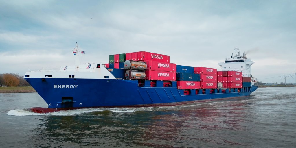 Viasea00183681.00_00_13_06.Still004-2