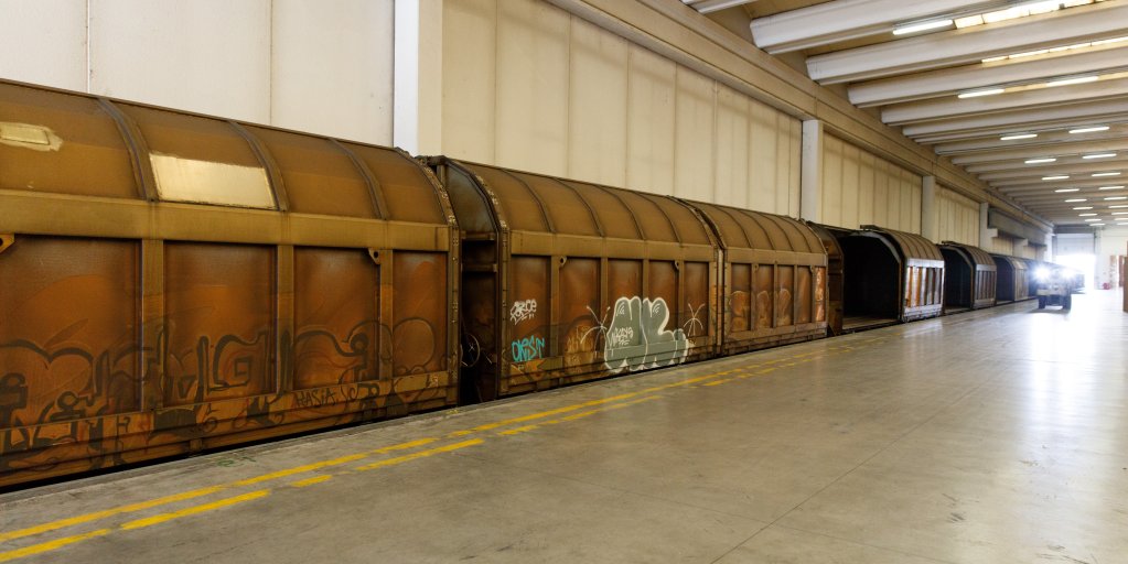 rail